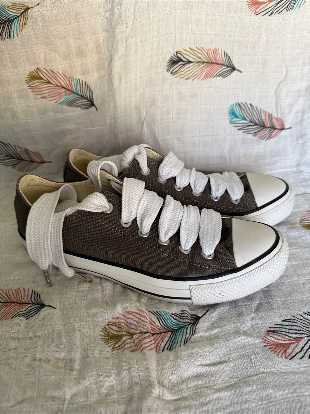 Converse Low Top Canvas Sneakers in Grey with White Toe cap/sole.